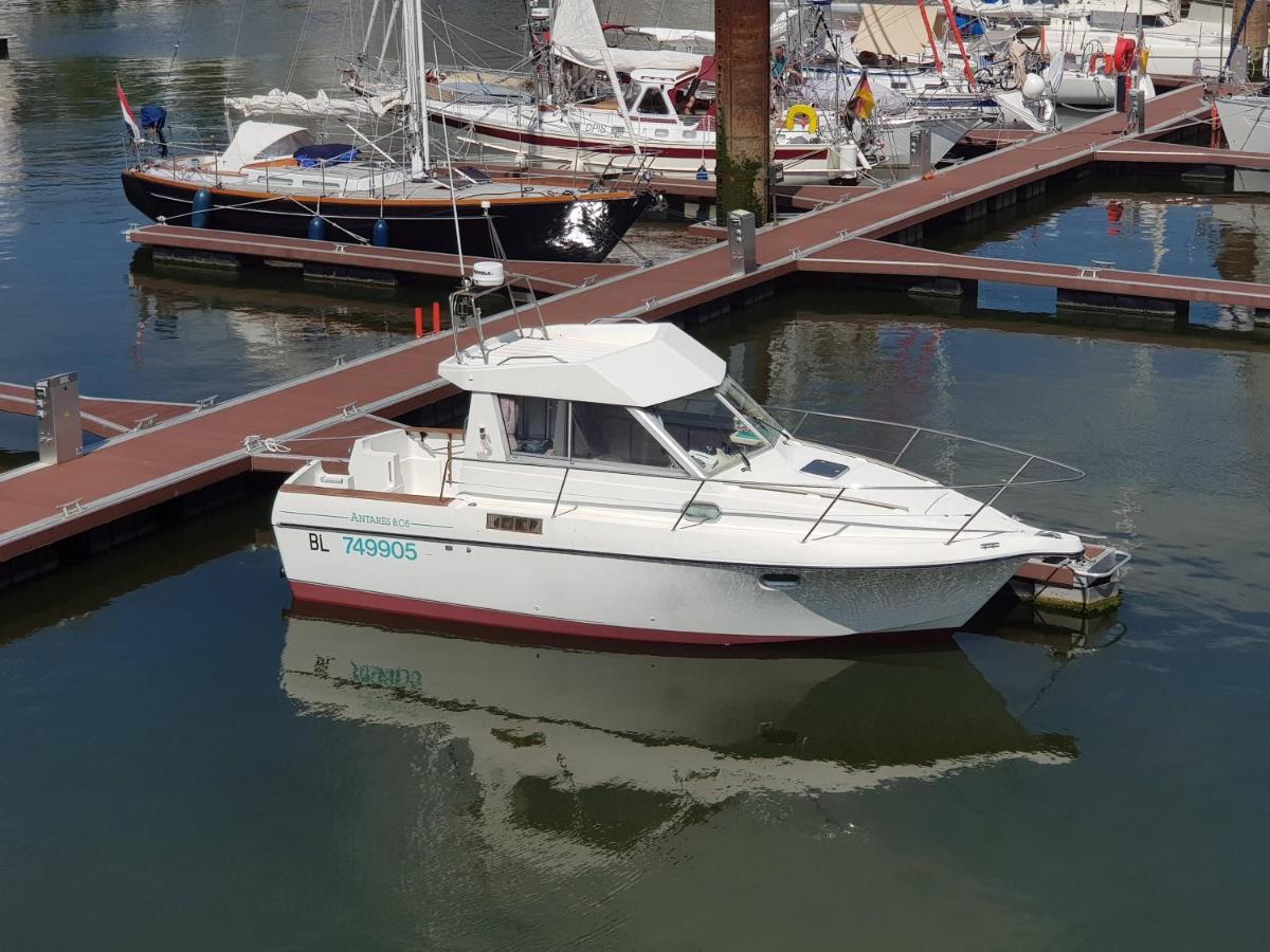 Nuit Insolite A Bord Du Bateau Exocet III 볼로뉴쉬르메르 외부 사진